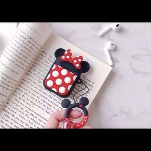 Minnie Mouse AirPods case